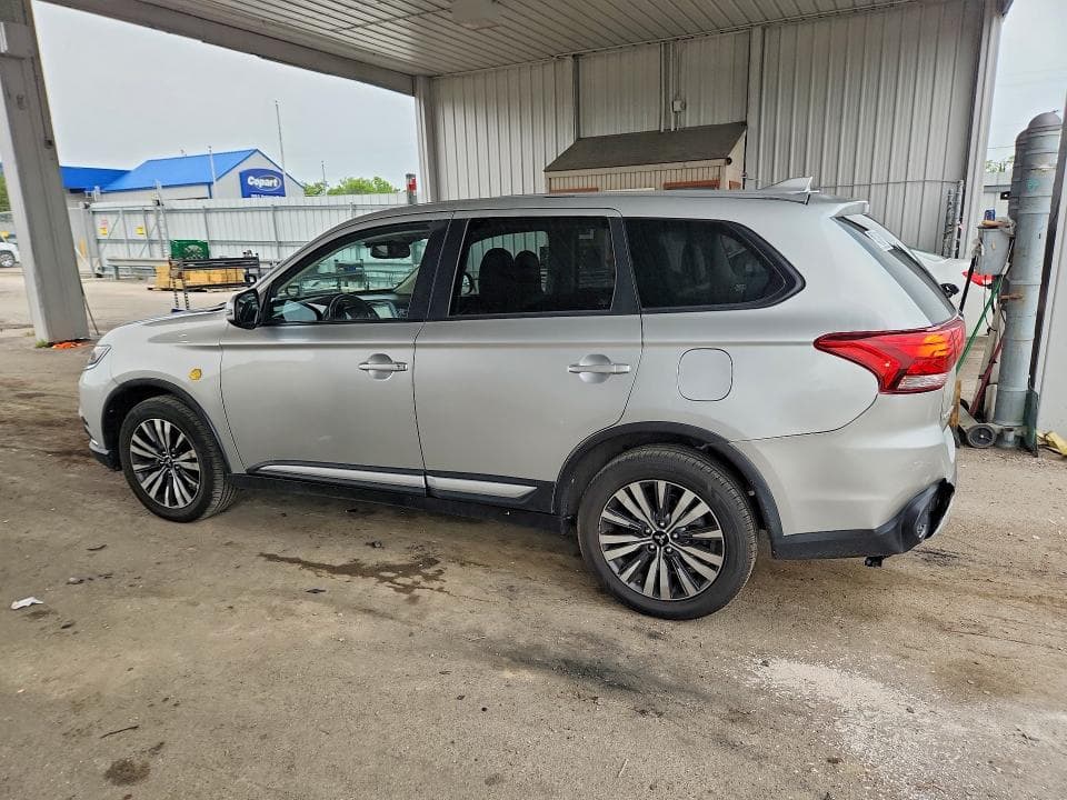2020 MITSUBISHI OUTLANDER SE 2