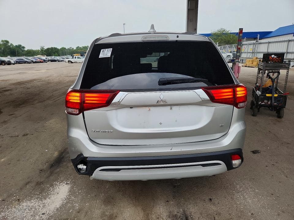 2020 MITSUBISHI OUTLANDER SE 6