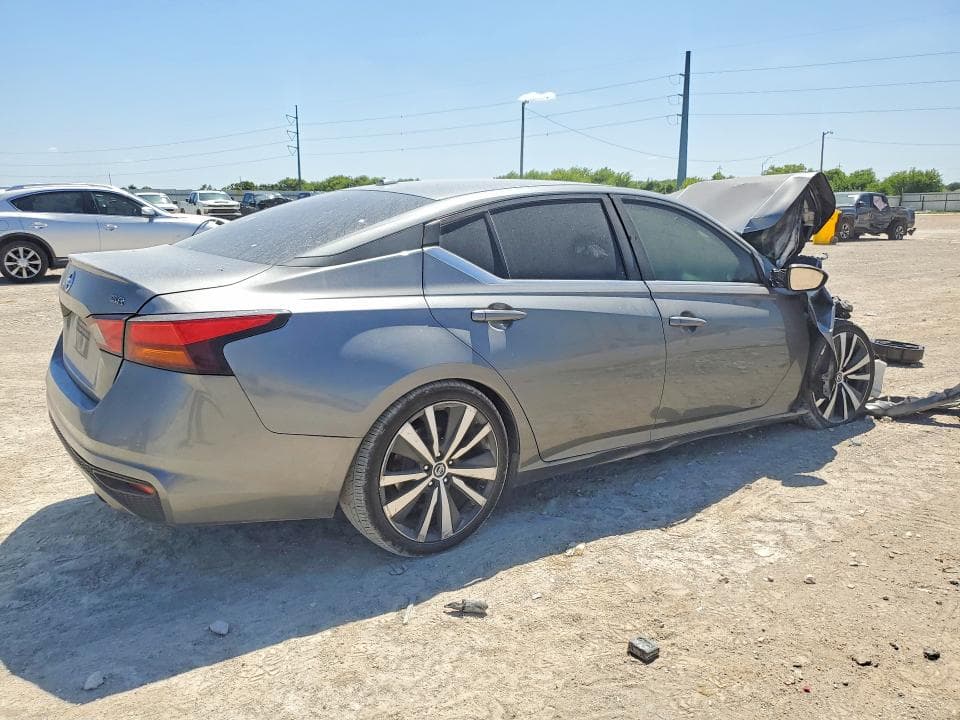 2019 NISSAN ALTIMA SR 3