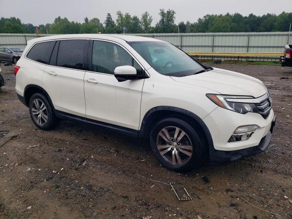2017 HONDA PILOT EX 4