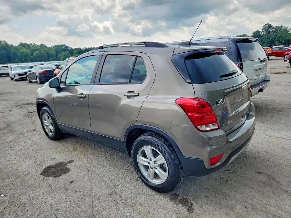 2022 CHEVROLET TRAX 1LT 2