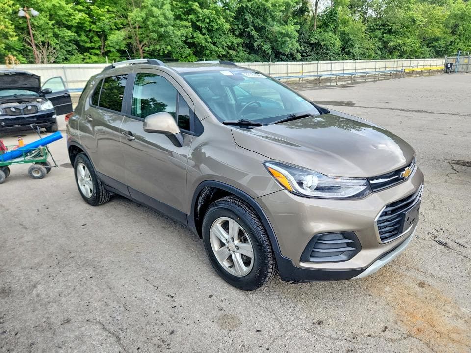 2022 CHEVROLET TRAX 1LT 4