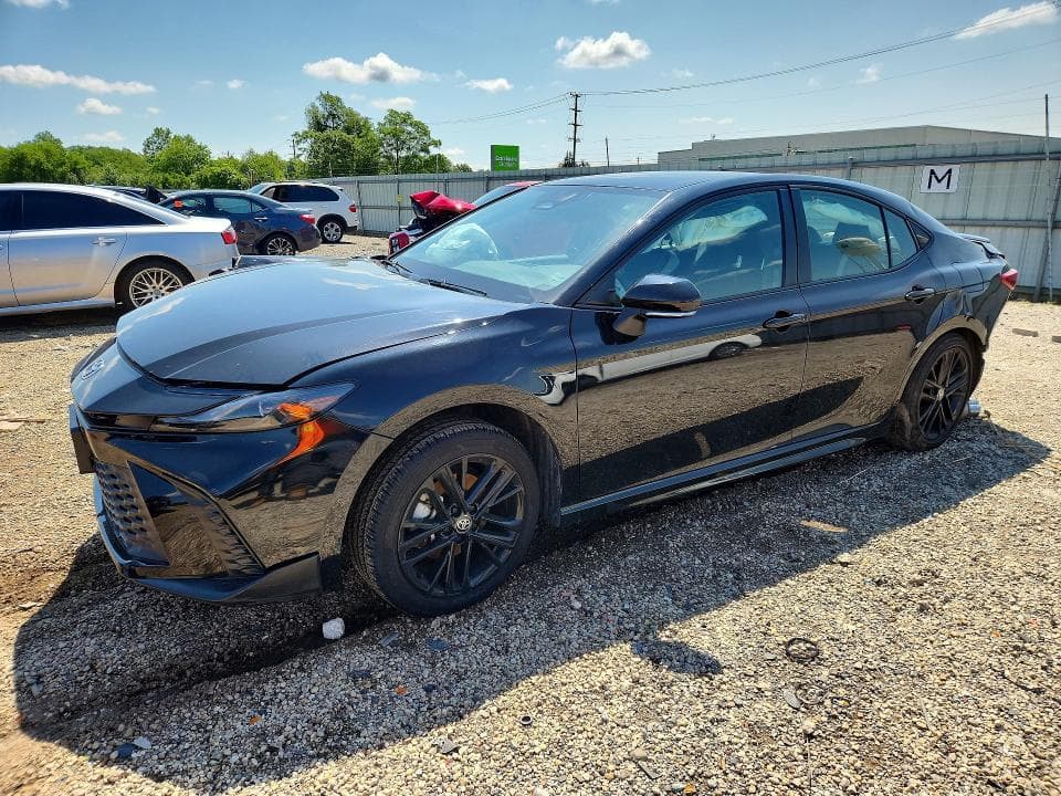 2025 TOYOTA CAMRY SE - 1