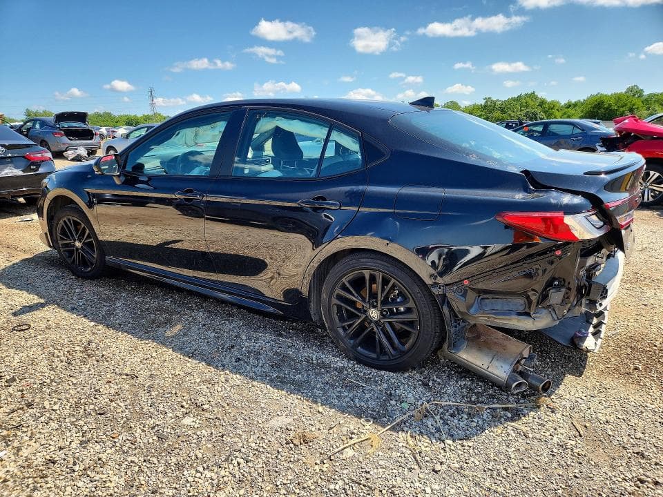 2025 TOYOTA CAMRY SE 2