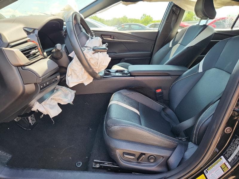 2025 TOYOTA CAMRY SE 7