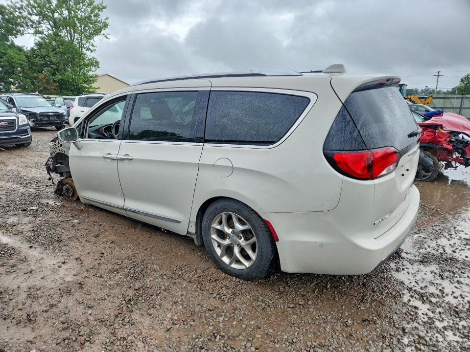 2019 CHRYSLER PACIFICA LIMITED 2