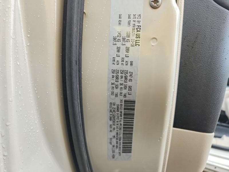 2019 CHRYSLER PACIFICA LIMITED 14