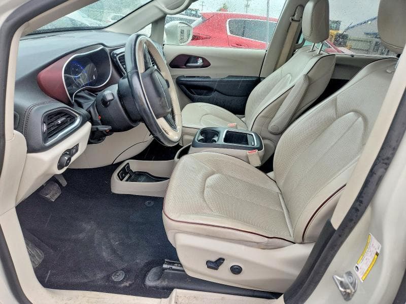 2019 CHRYSLER PACIFICA LIMITED 7