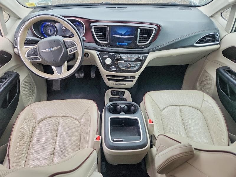 2019 CHRYSLER PACIFICA LIMITED 8
