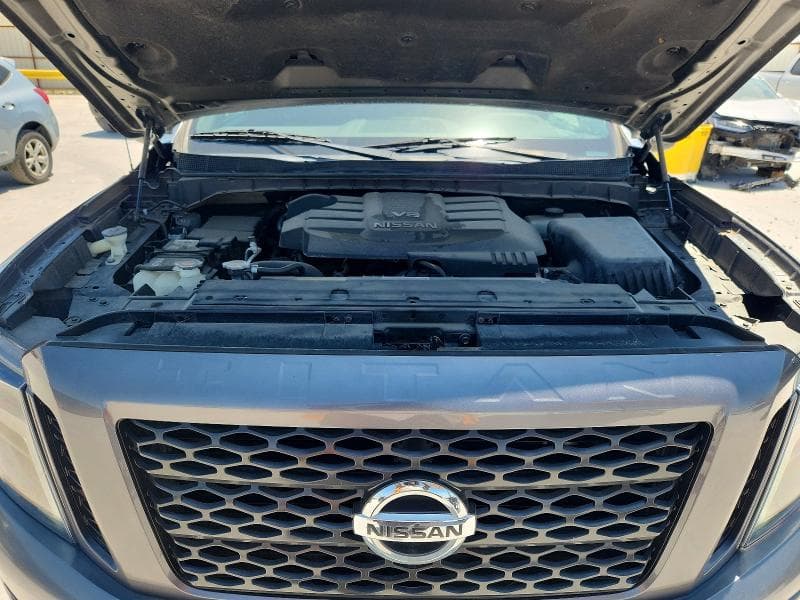2019 NISSAN TITAN SL 11