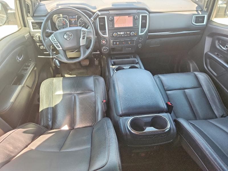 2019 NISSAN TITAN SL 8