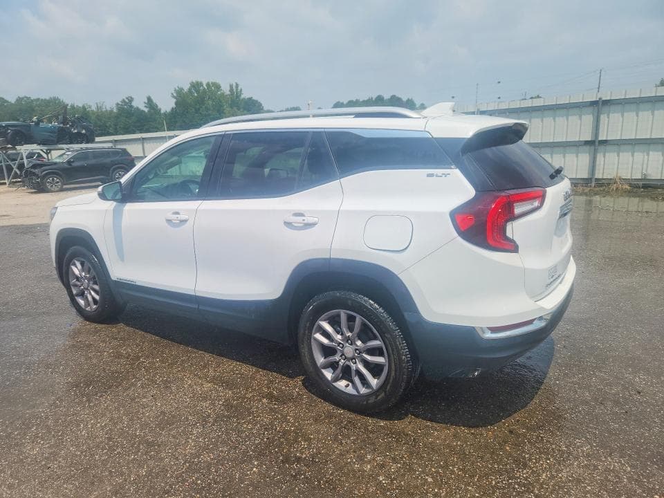2024 GMC TERRAIN SLT 2