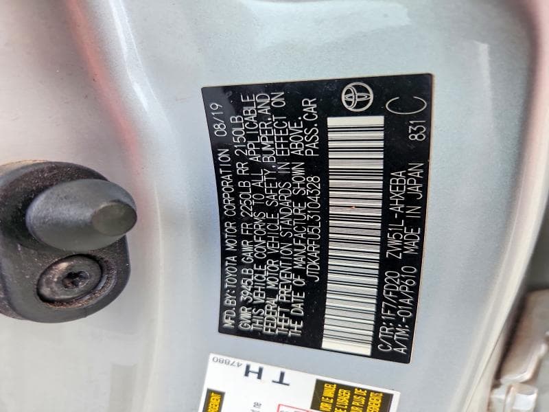 2020 TOYOTA PRIUS LE 12