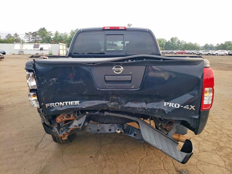 2018 NISSAN FRONTIER PRO-4X 6