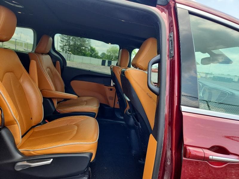 2021 CHRYSLER PACIFICA HYBRID PINNACLE 11