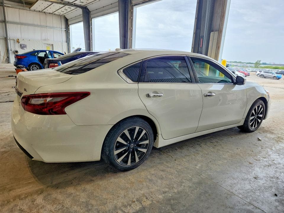 2018 NISSAN ALTIMA 3