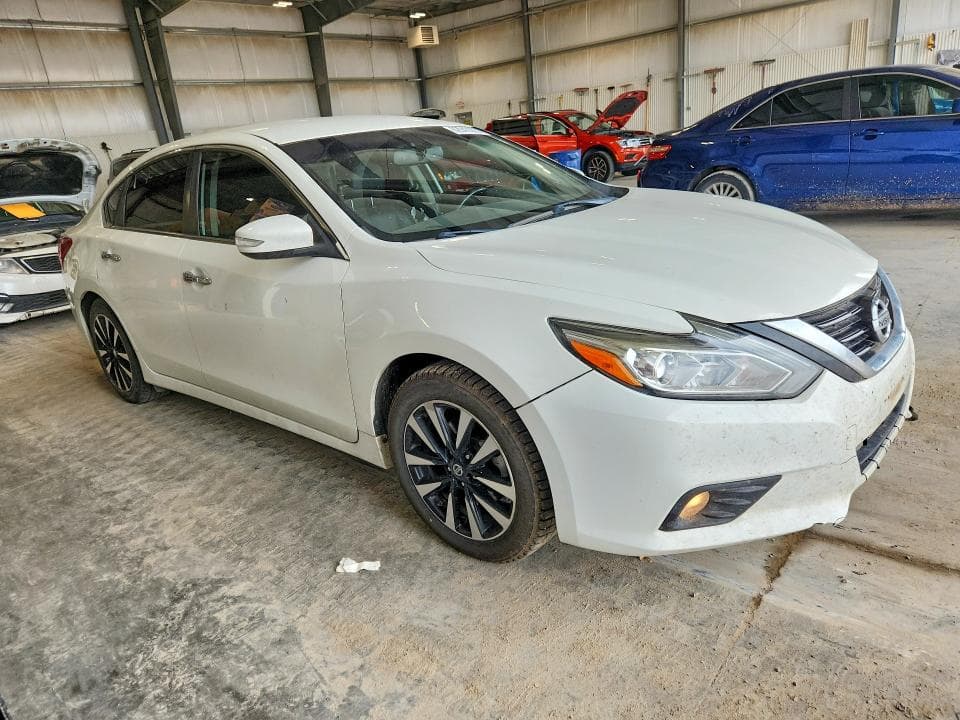 2018 NISSAN ALTIMA 4