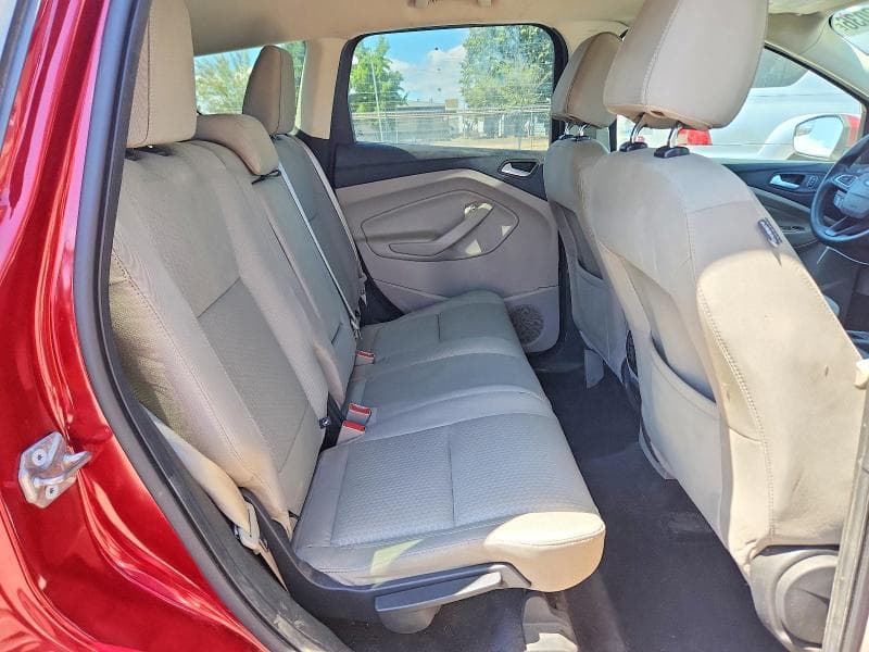 2017 FORD ESCAPE SE 11