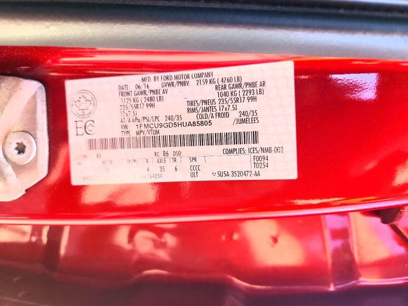 2017 FORD ESCAPE SE 13