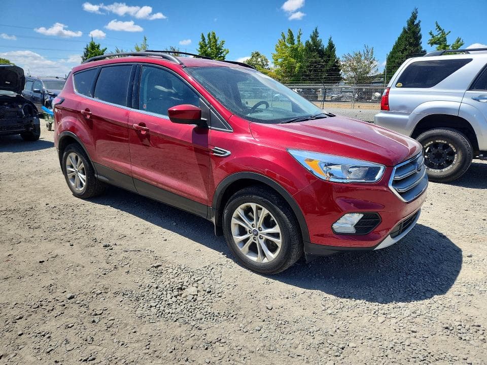 2017 FORD ESCAPE SE 4