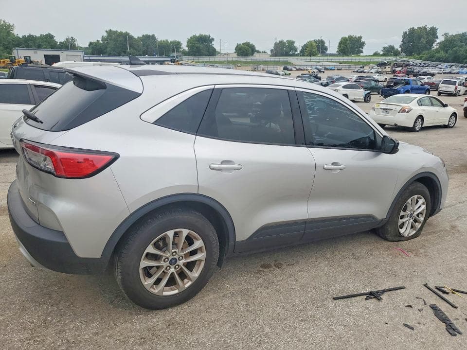 2020 FORD ESCAPE SE 3