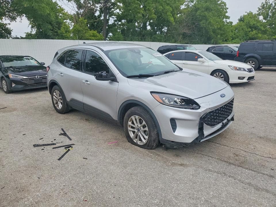 2020 FORD ESCAPE SE 4