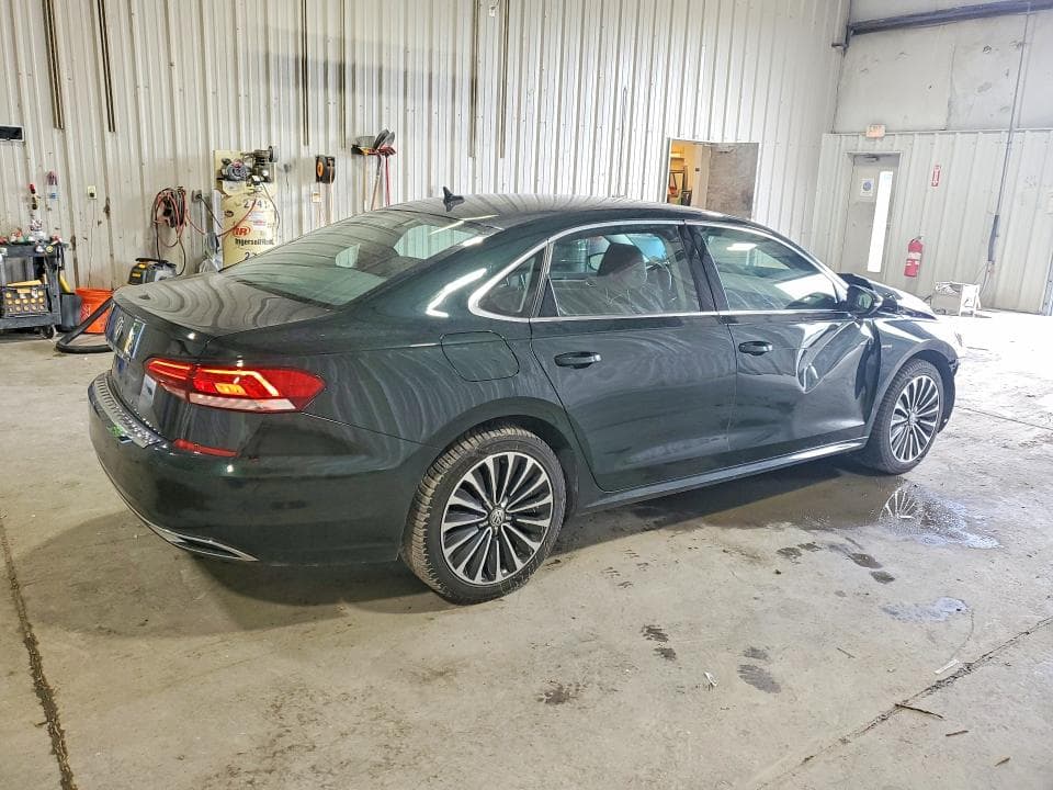 2022 VOLKSWAGEN PASSAT LIMITED EDITION 3
