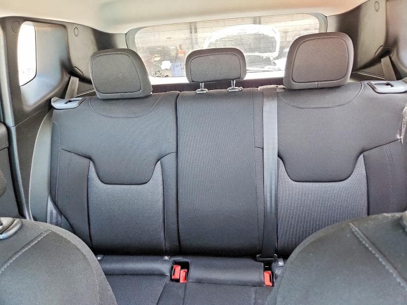 2020 JEEP RENEGADE SPORT 10