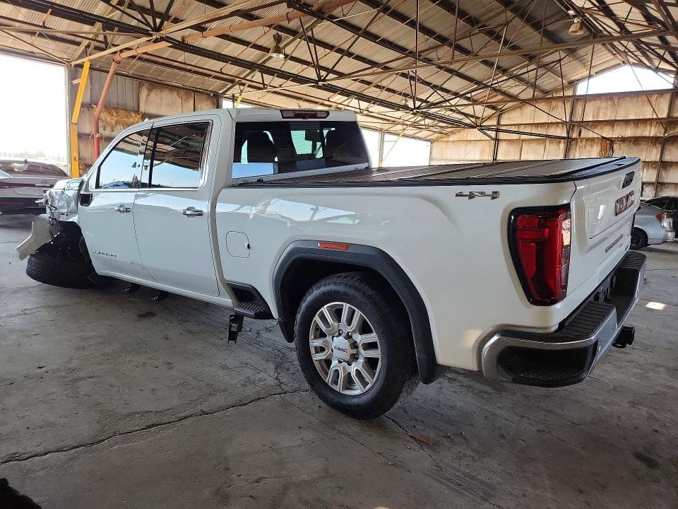2022 GMC SIERRA K2500 SLT 2