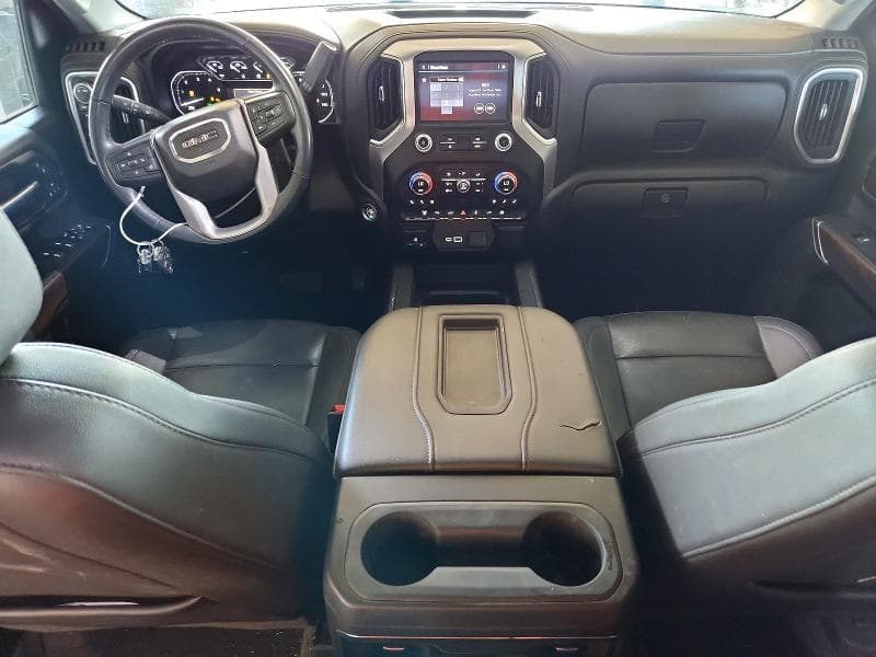 2022 GMC SIERRA K2500 SLT 8