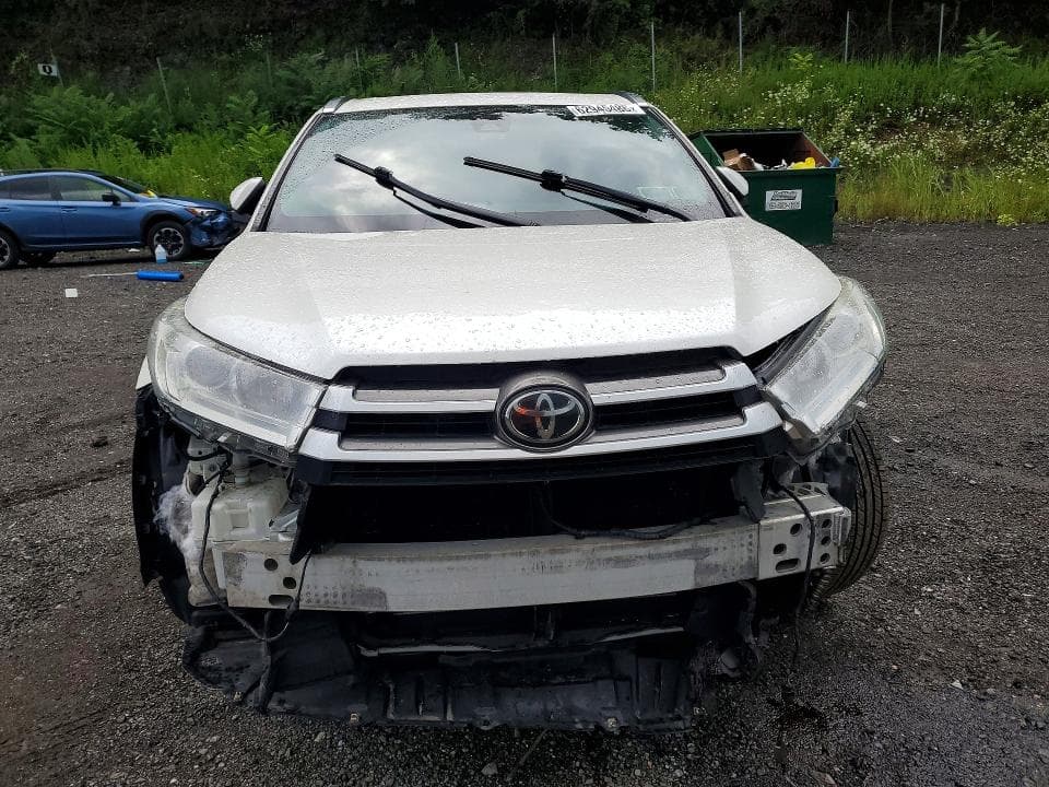 2017 TOYOTA HIGHLANDER XLE 5