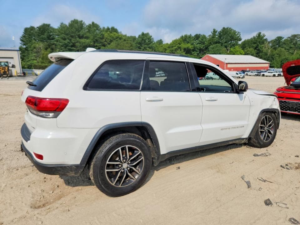 2017 JEEP GRAND CHEROKEE TRAILHAWK 3
