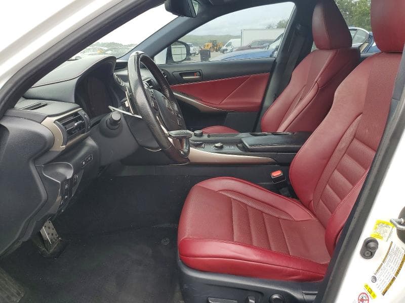 2018 LEXUS IS 300 7