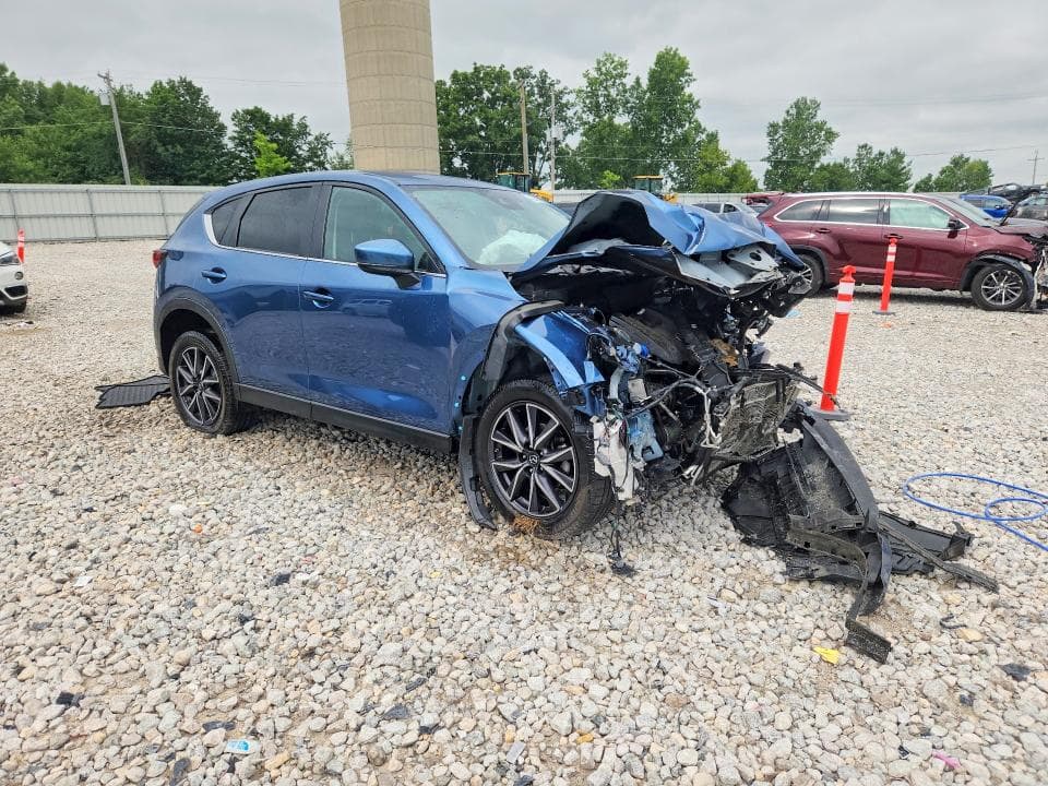 2018 MAZDA CX-5 TOURING 4