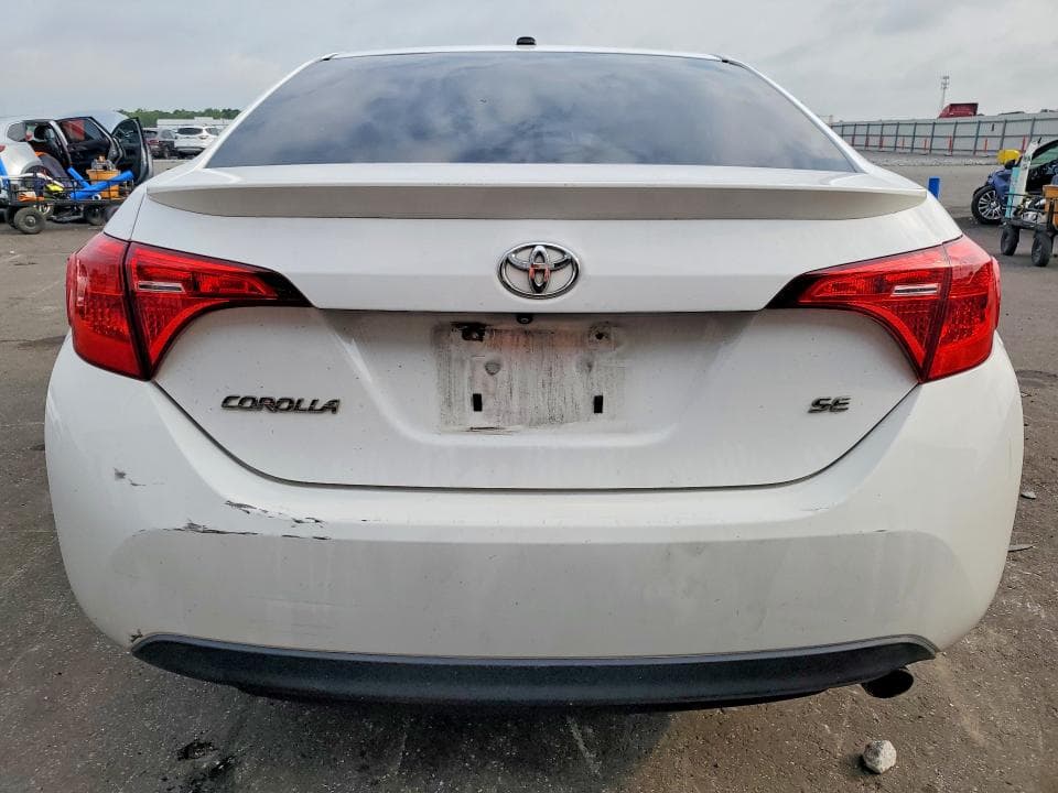 2017 TOYOTA COROLLA SE 6