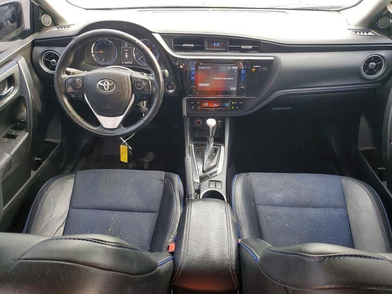 2017 TOYOTA COROLLA SE 8