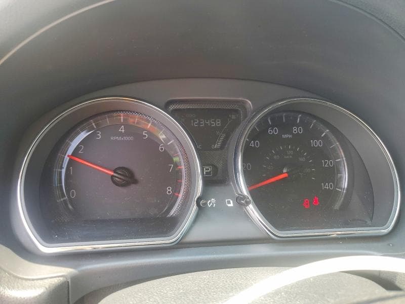 2019 NISSAN VERSA SV 9