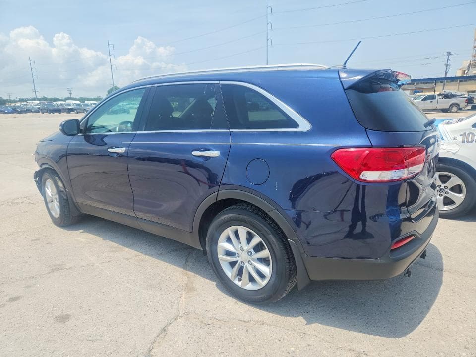 2017 KIA SORENTO LX V6 2