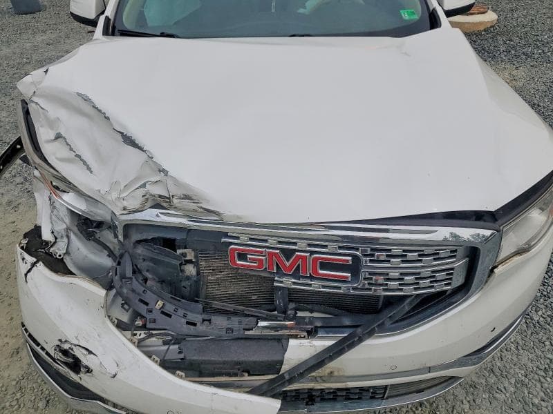 2017 GMC ACADIA DENALI 12