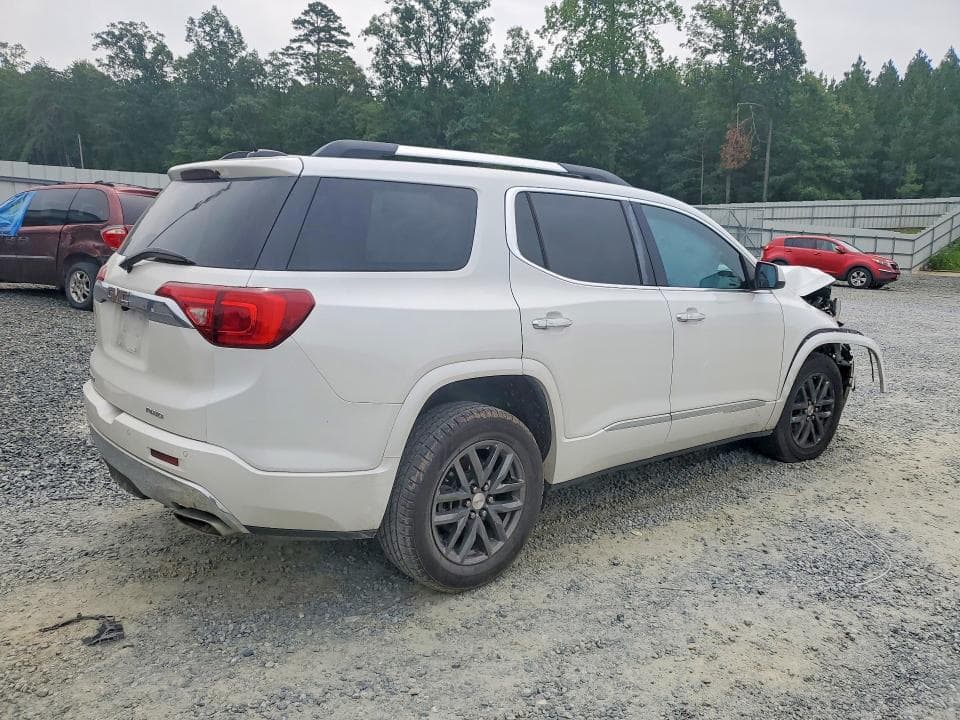 2017 GMC ACADIA DENALI 3