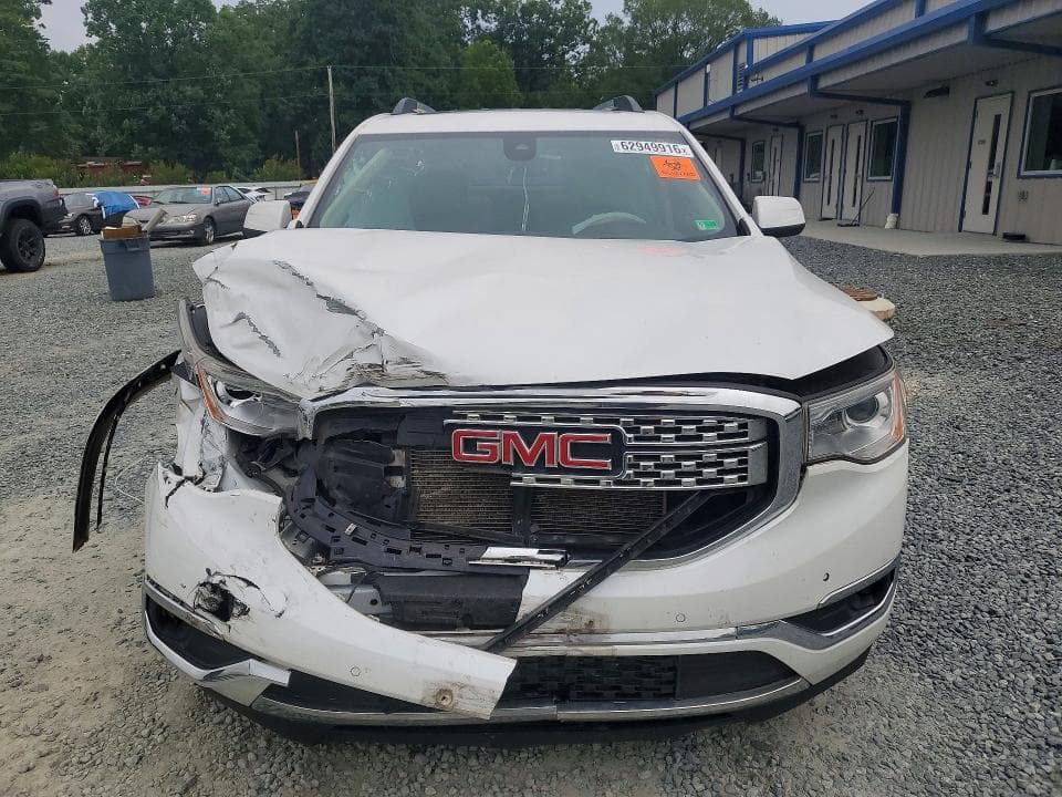 2017 GMC ACADIA DENALI 5