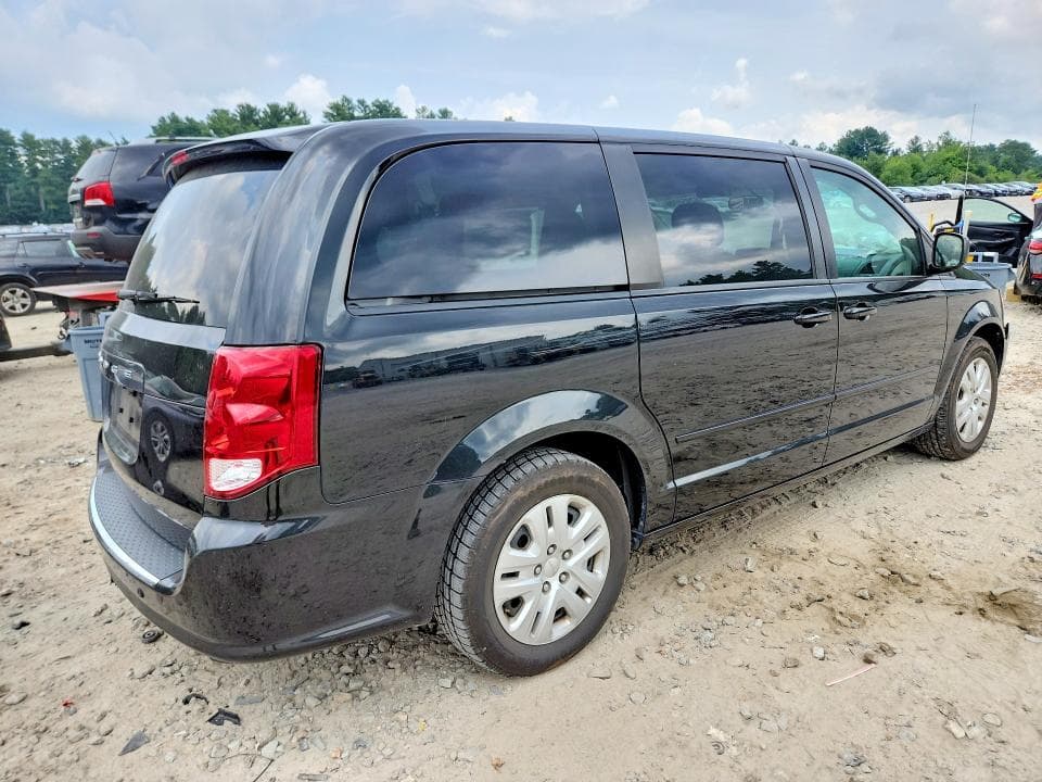 2017 DODGE GRAND CARAVAN SE 3