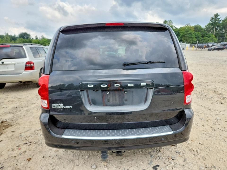 2017 DODGE GRAND CARAVAN SE 6