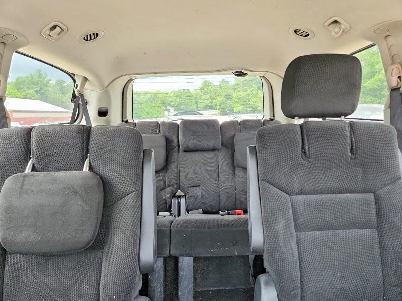 2017 DODGE GRAND CARAVAN SE 10