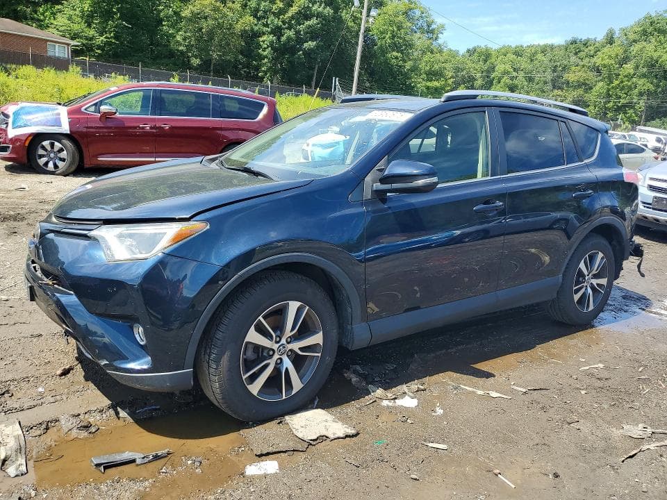 2018 TOYOTA RAV4 XLE - 1