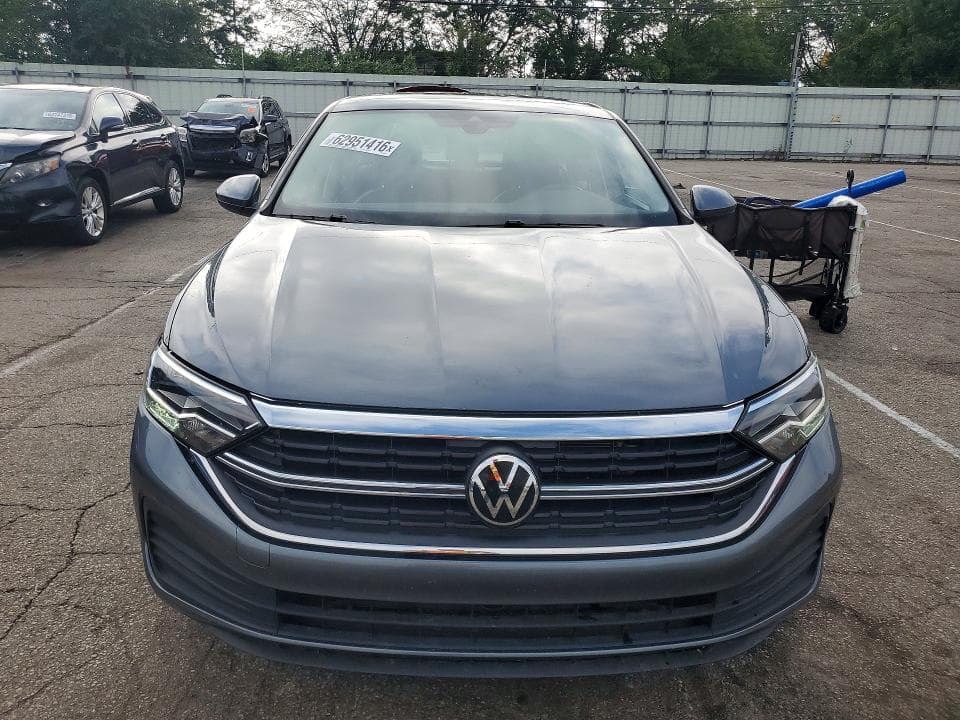 2023 VOLKSWAGEN JETTA SE 5