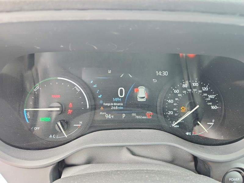 2026 TOYOTA SIENNA LE 9