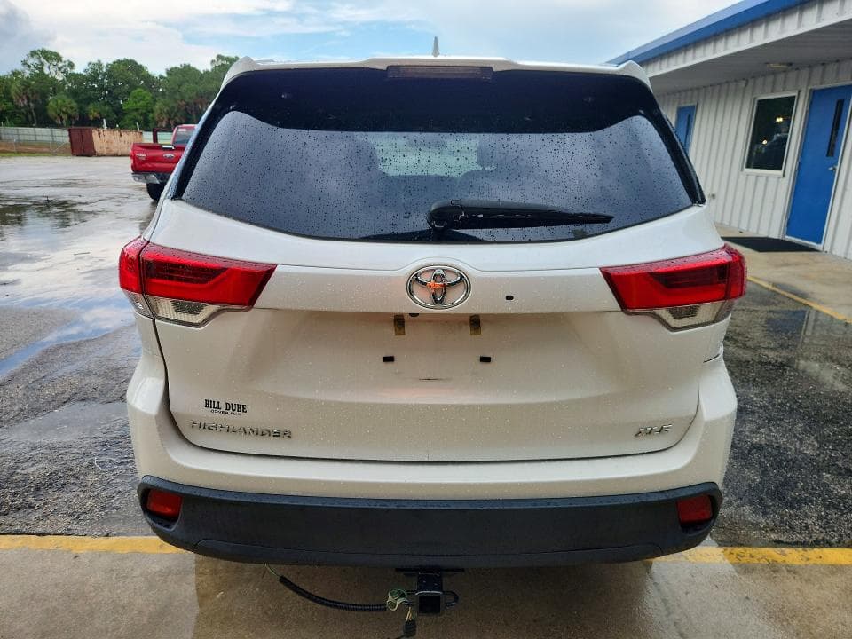 2018 TOYOTA HIGHLANDER XLE 6