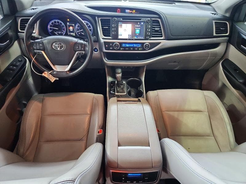 2018 TOYOTA HIGHLANDER XLE 8