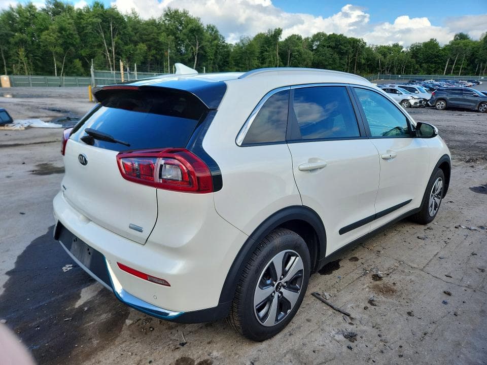 2019 KIA NIRO EX PREMIUM 3